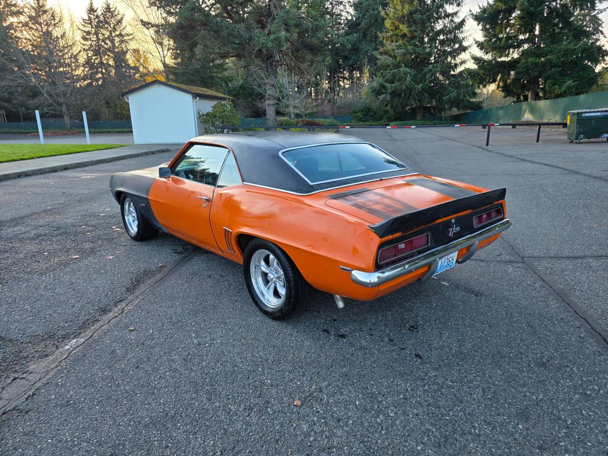Chevrolet-camaro-1969-5