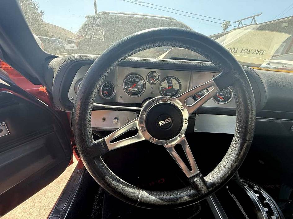 Chevrolet-camaro-1971-9