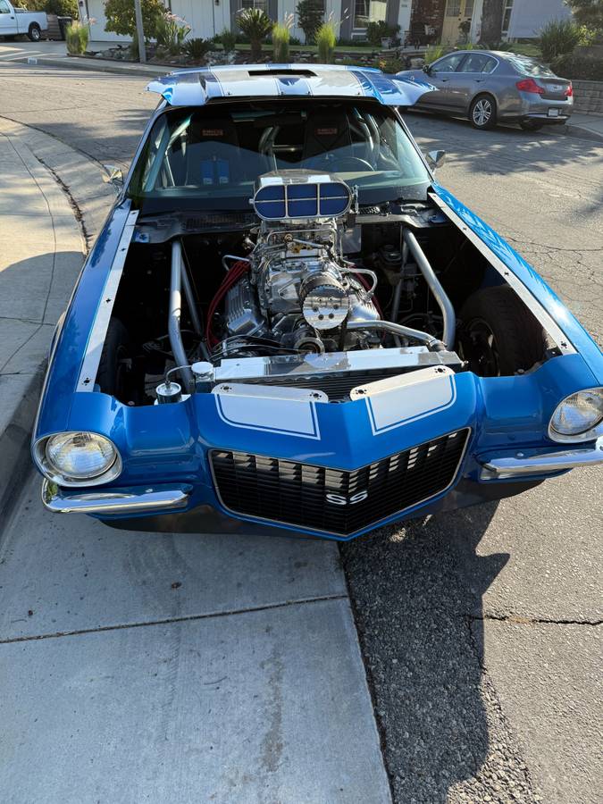 Chevrolet-camaro-1971-blue-20