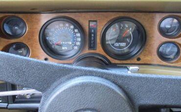 Chevrolet-camaro-1975-1