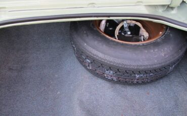 Chevrolet-camaro-1975-8