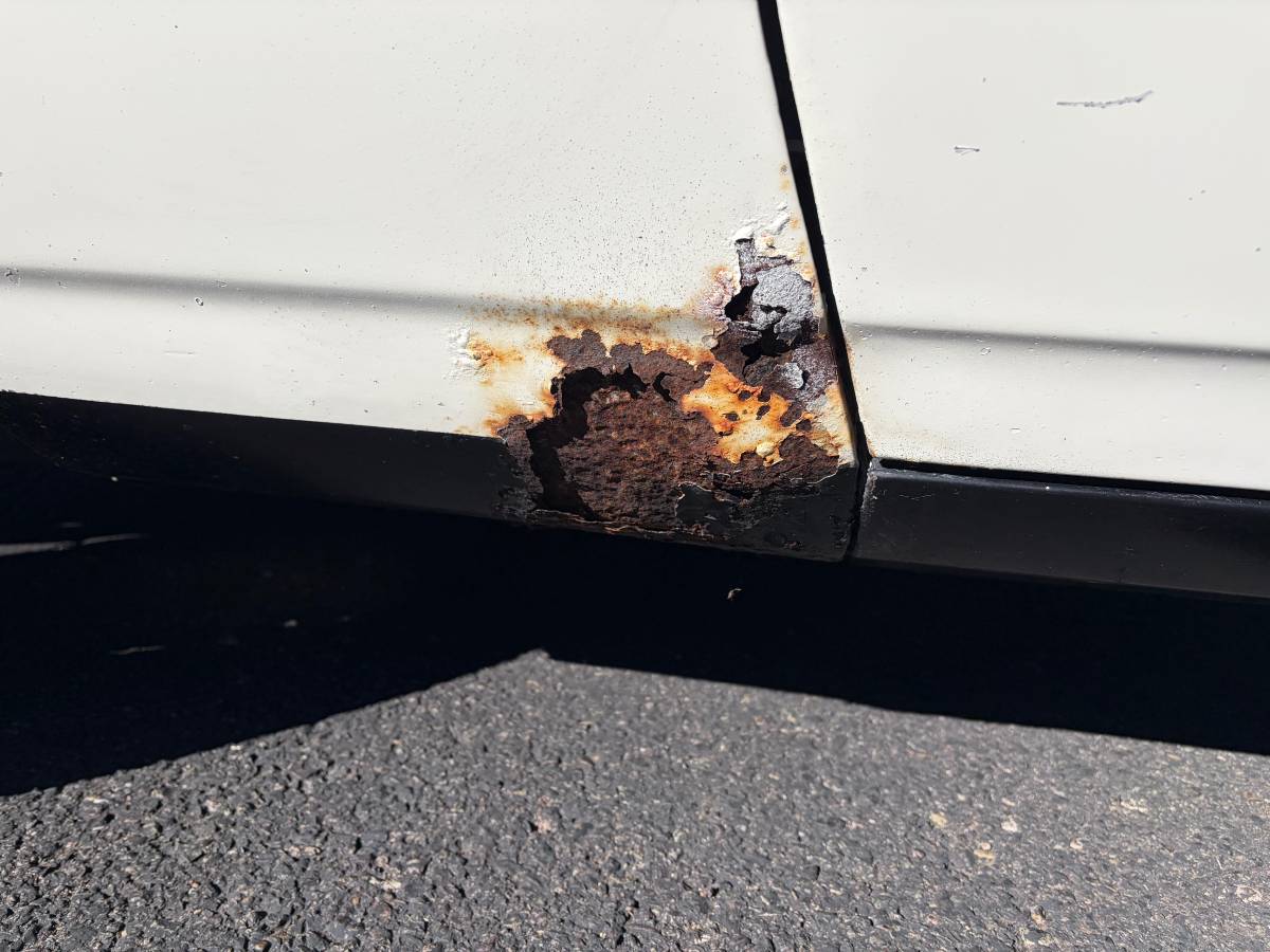 Chevrolet-camaro-1979-white-13