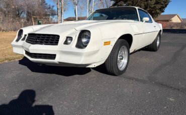 Chevrolet-camaro-1979-white-2