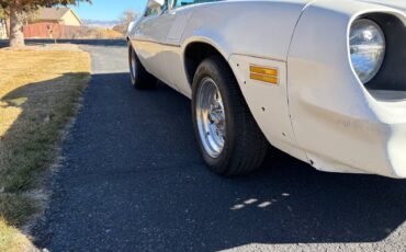 Chevrolet-camaro-1979-white-7