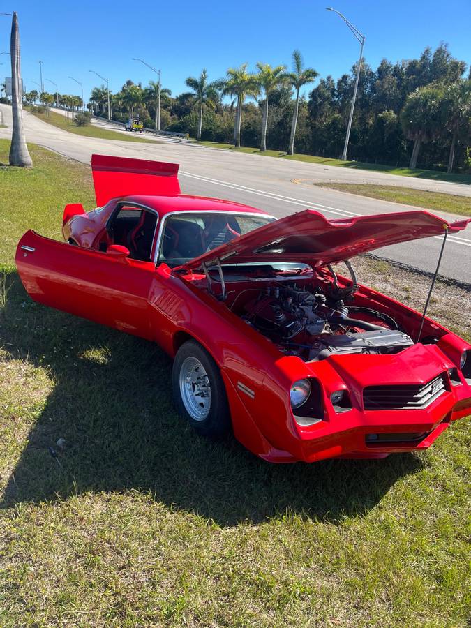 Chevrolet-camaro-1980-red-1