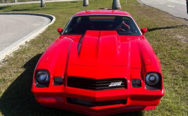 Chevrolet-camaro-1980-red-15