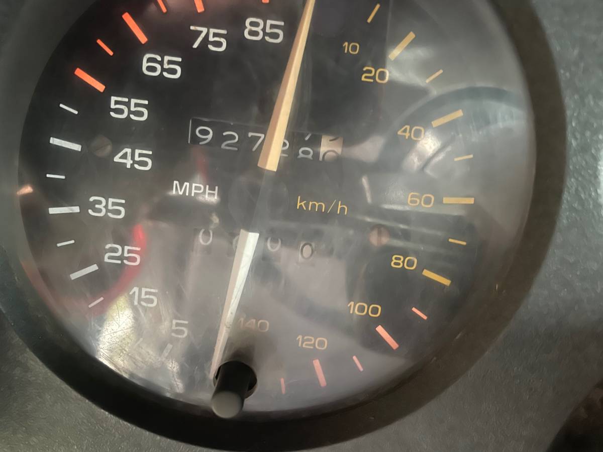 Chevrolet-camaro-1984-black-3