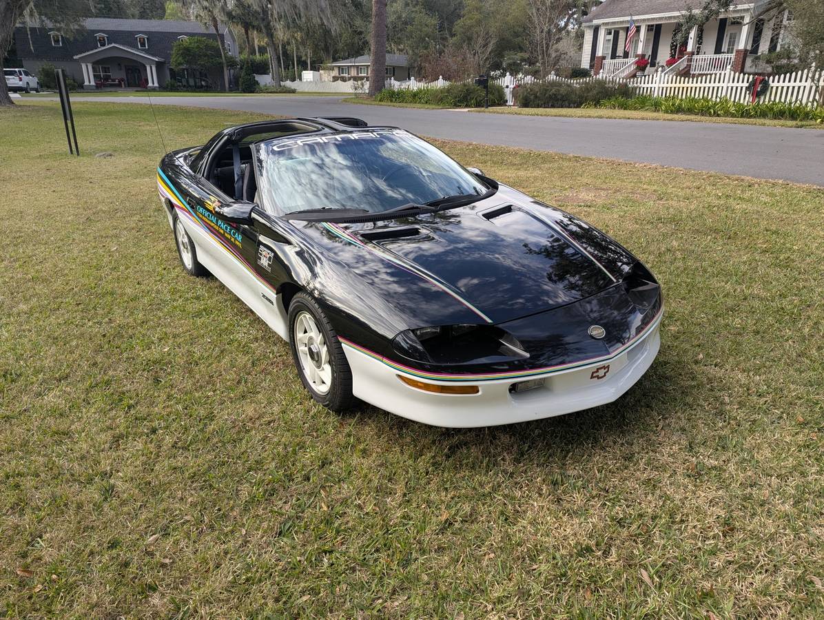 Chevrolet-camaro-1993