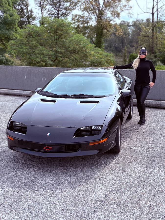 Chevrolet-camaro-1995-black-3