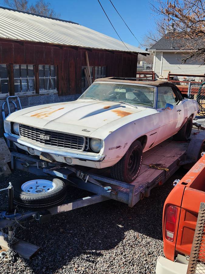 Chevrolet-camaro-rs-convertible-1969-silver