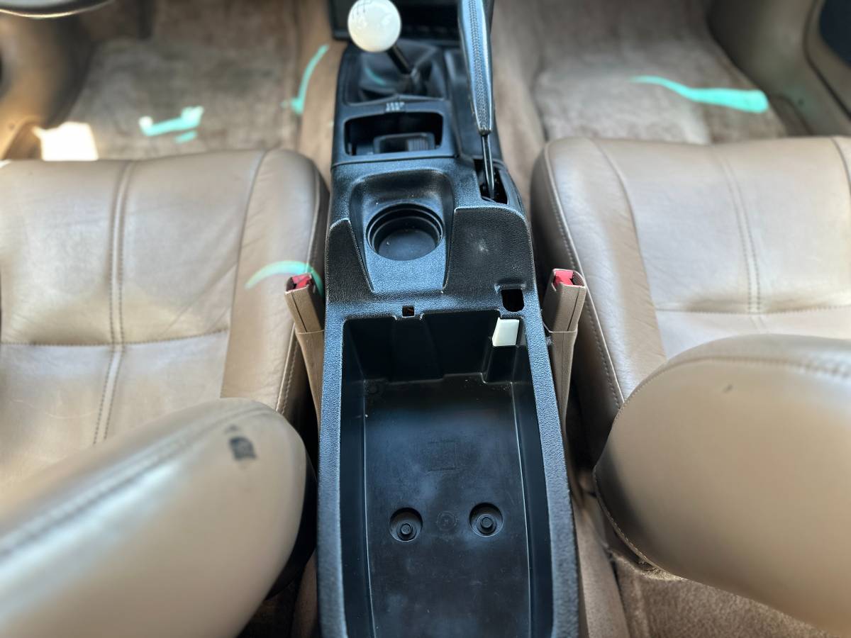 Chevrolet-camaro-sport-coupe-amp-convertible-1995-red-17