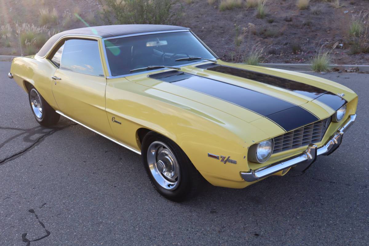 Chevrolet-camaro-z28-1969-11