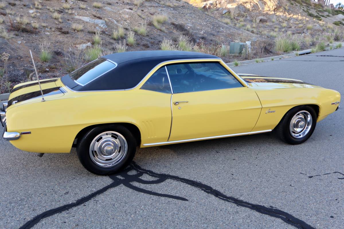 Chevrolet-camaro-z28-1969-13