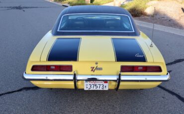 Chevrolet-camaro-z28-1969-16