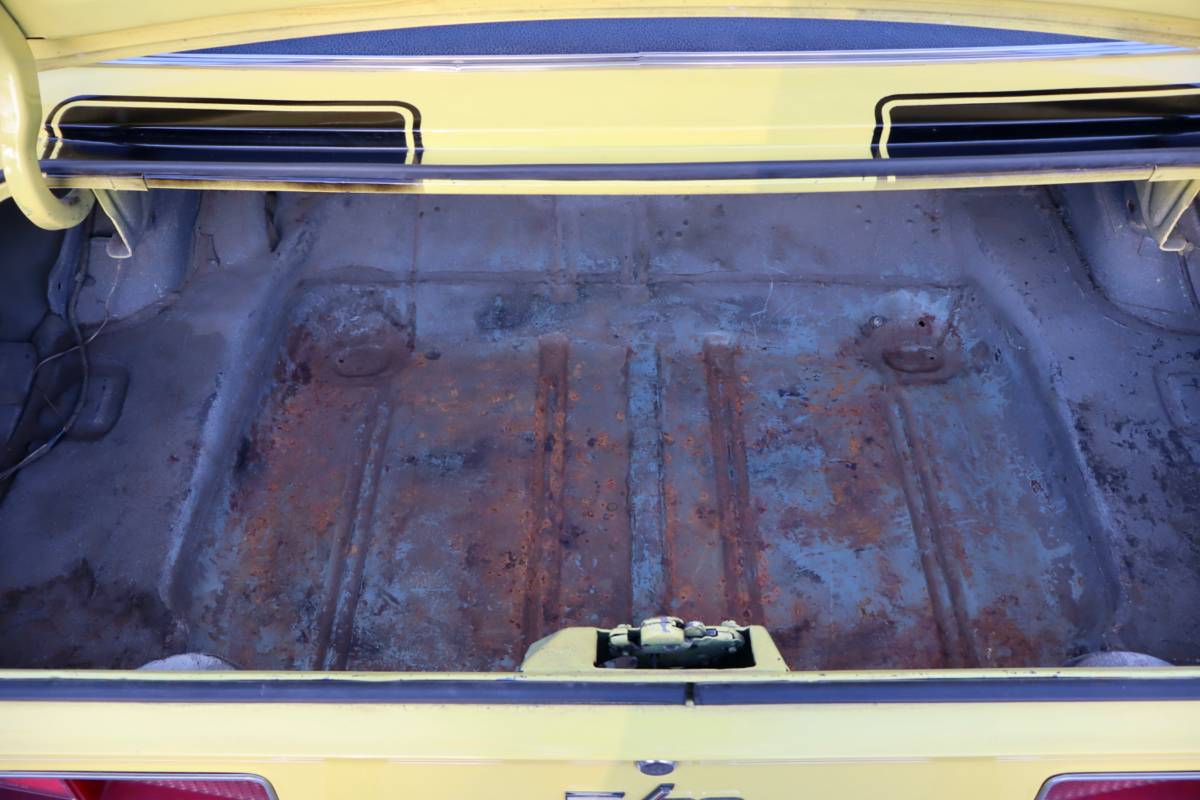 Chevrolet-camaro-z28-1969-5