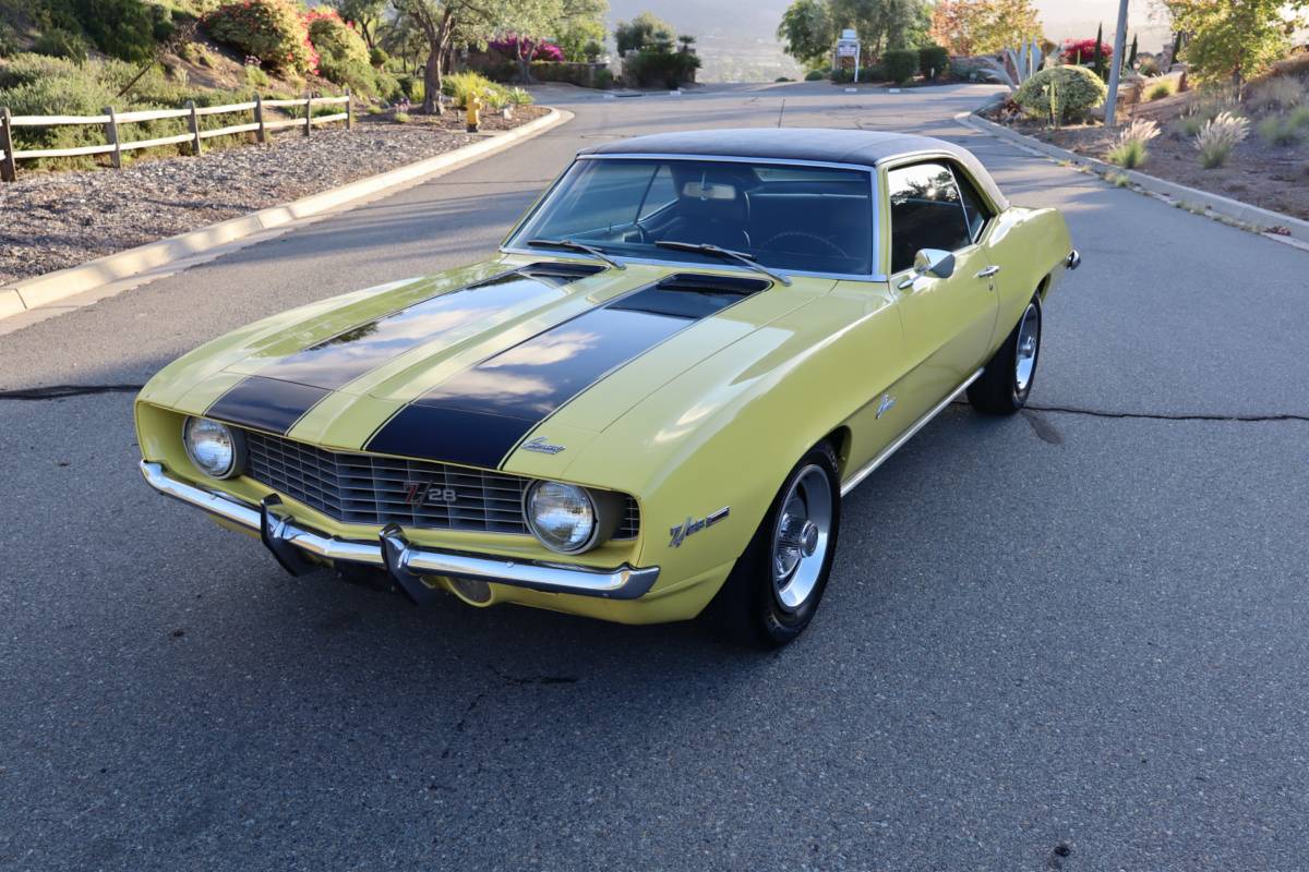 Chevrolet-camaro-z28-1969-9