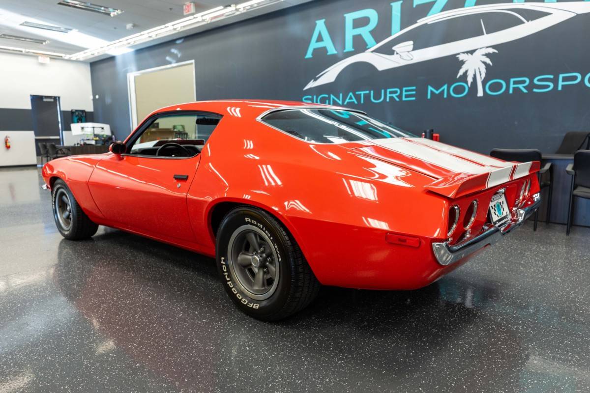 Chevrolet-camaro-z28-1971-11