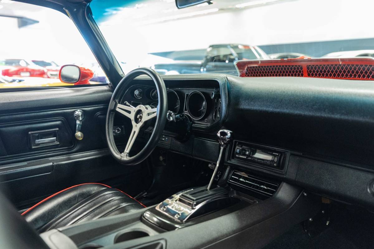 Chevrolet-camaro-z28-1971-13