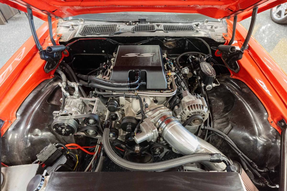 Chevrolet-camaro-z28-1971-15