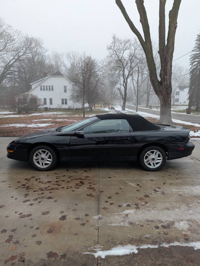 Chevrolet-camaro-z28-1995-black-7