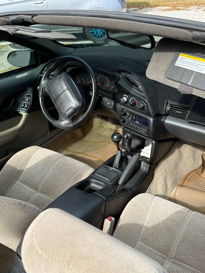 Chevrolet-camaro-z28-1996-green-3