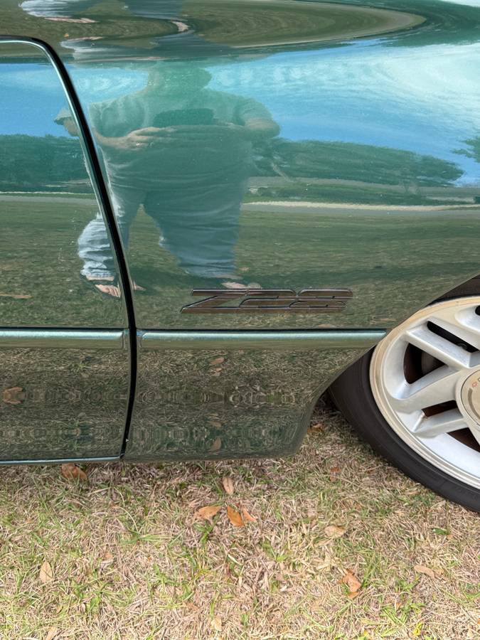 Chevrolet-camaro-z28-1996-green-5