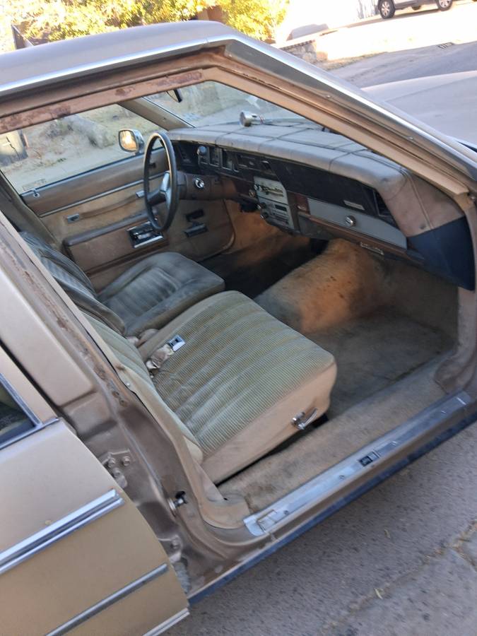 Chevrolet-caprice-1985-brown-6