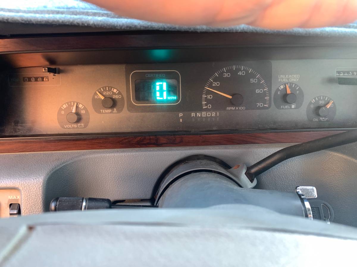 Chevrolet-caprice-9c1-1991-14