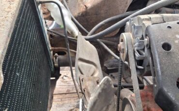 Chevrolet-caprice-classic-1975-green-22