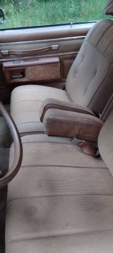 Chevrolet-caprice-classic-1979-brown-1