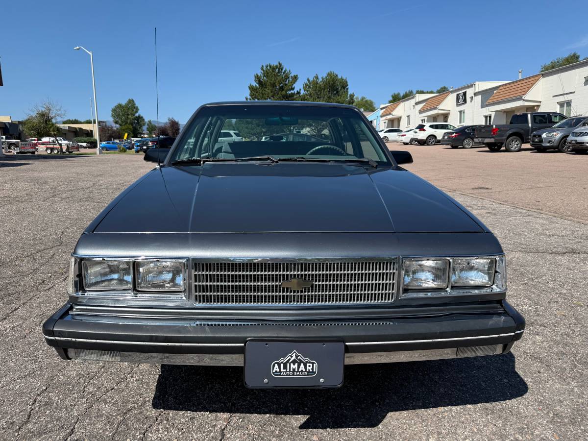 Chevrolet-celebrity-1986-1