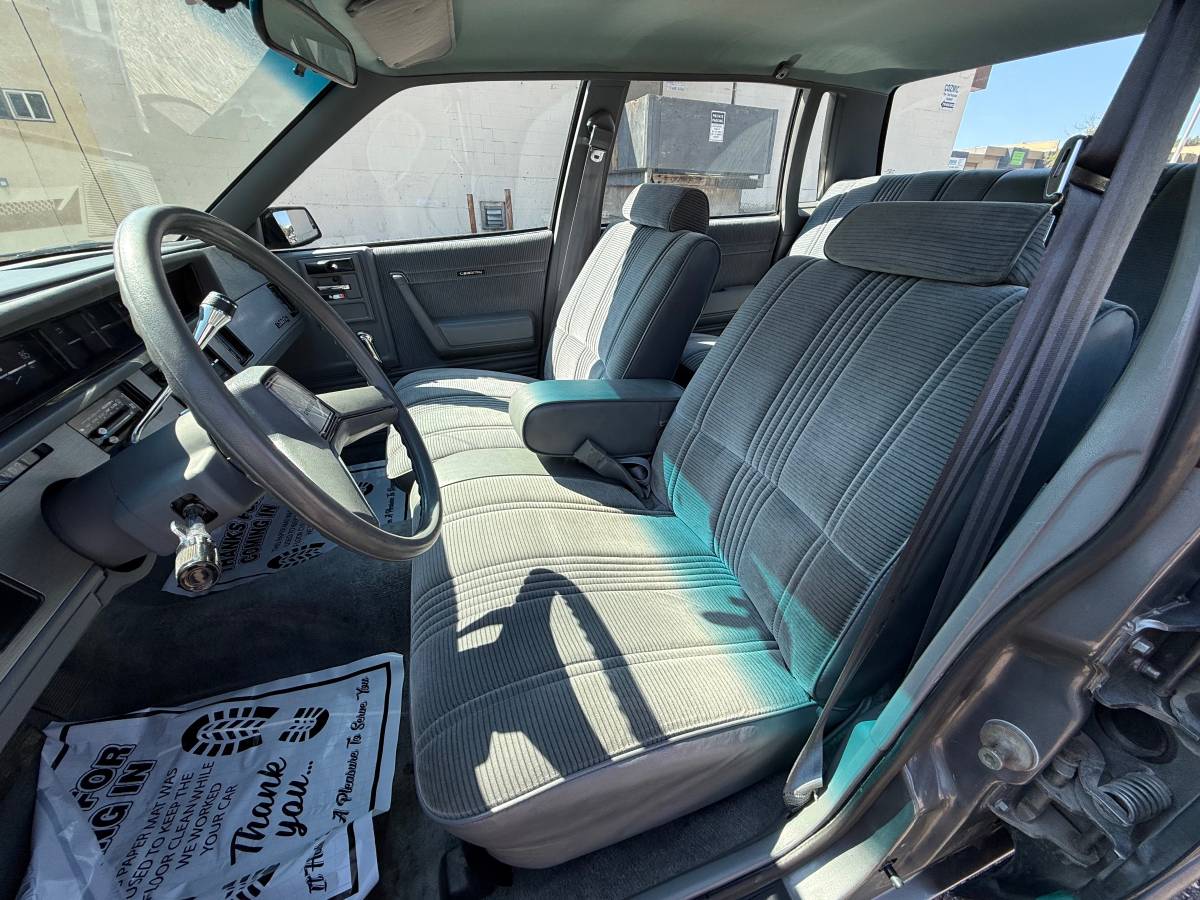 Chevrolet-celebrity-1986-13