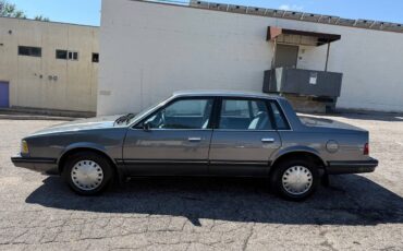 Chevrolet-celebrity-1986-3