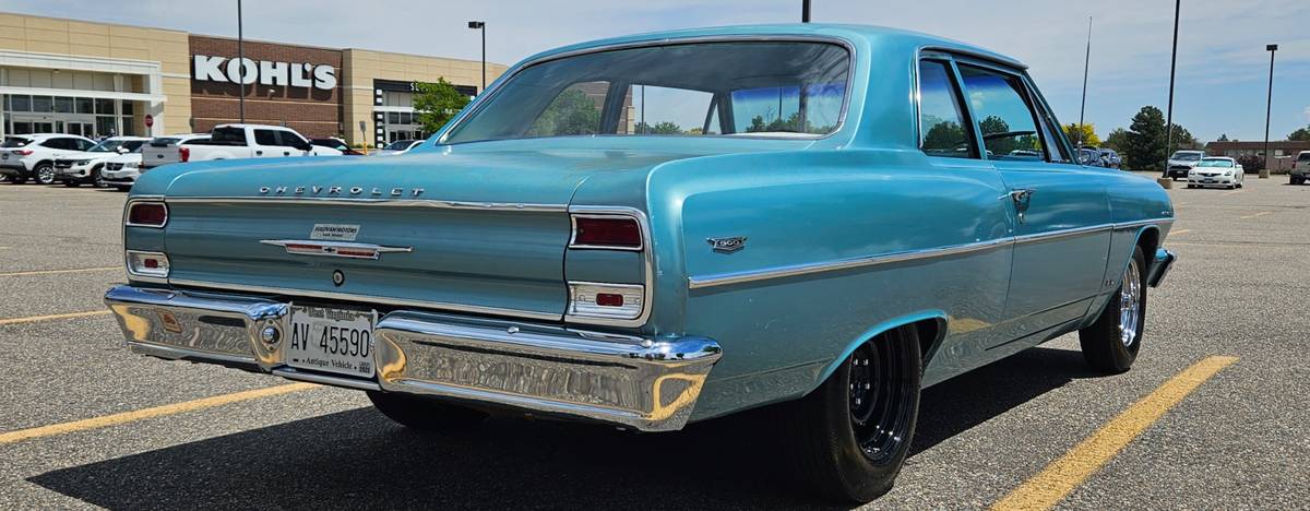 Chevrolet-chevelle-1964-blue-3