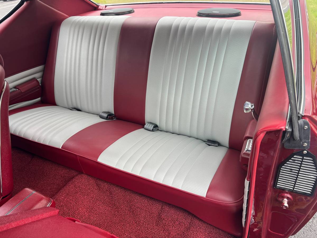 Chevrolet-chevelle-1969-custom-16