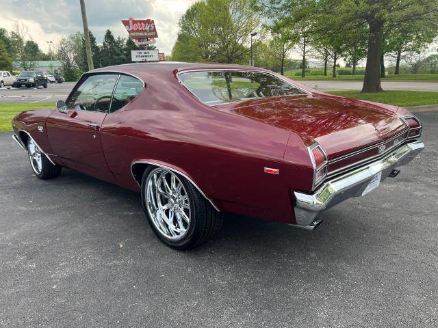 Chevrolet-chevelle-1969-custom-305