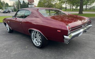 Chevrolet-chevelle-1969-custom-32