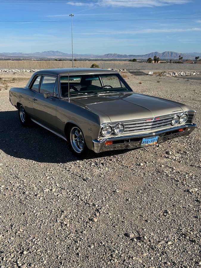 Chevrolet-chevelle-300-1967-custom-1