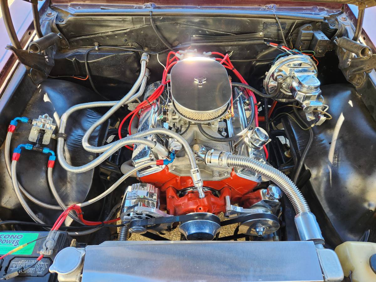 Chevrolet-chevelle-el-camino-1966-custom-2