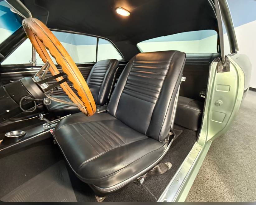 Chevrolet-chevelle-malibu-1967-green-11