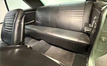 Chevrolet-chevelle-malibu-1967-green-12