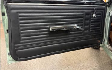 Chevrolet-chevelle-malibu-1967-green-16