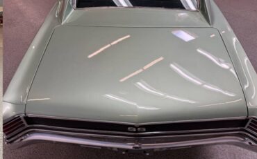 Chevrolet-chevelle-malibu-1967-green-5