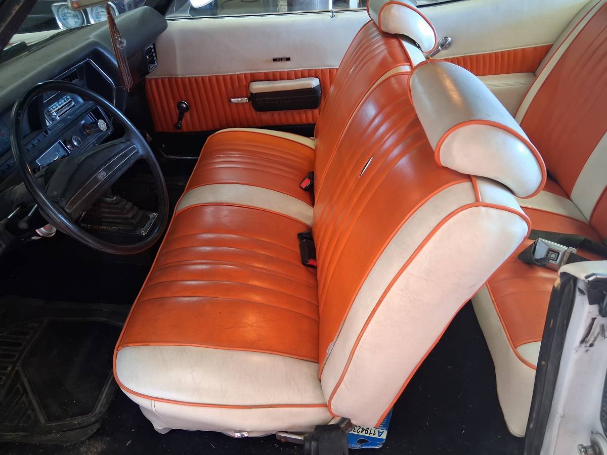 Chevrolet-chevelle-malibu-1972-17