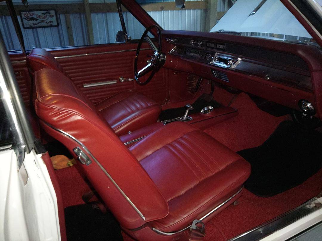 Chevrolet-chevelle-ss-1967-white-22