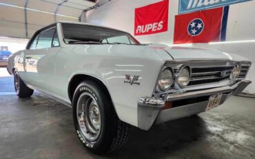 Chevrolet-chevelle-ss-1967-white-25