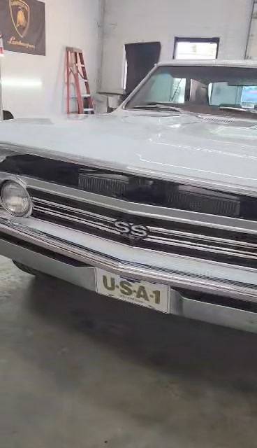 Chevrolet-chevelle-ss-1967-white-4