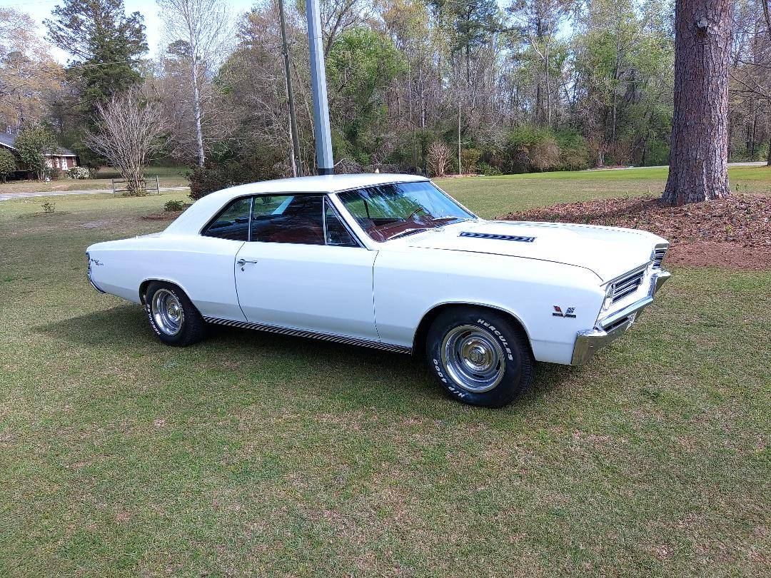 Chevrolet-chevelle-ss-1967-white-7