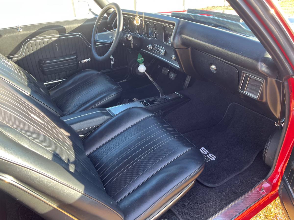 Chevrolet-chevelle-ss-1970-red-4