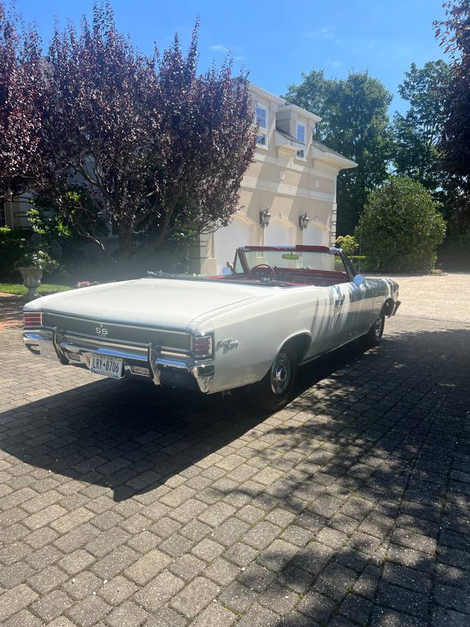 Chevrolet-chevelle-ss-convertible-1967-white-1